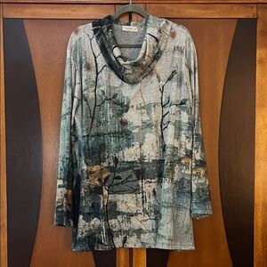 Jess & Jane Slightly Brushed Fabric Cowl Neck Long Sleeve Top in Gorgeous Print